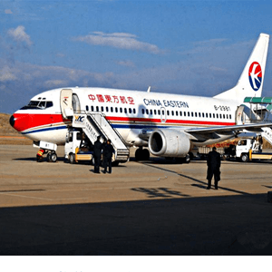 成吉思汗机场物流航空快运业稳步发展的原因是什么？